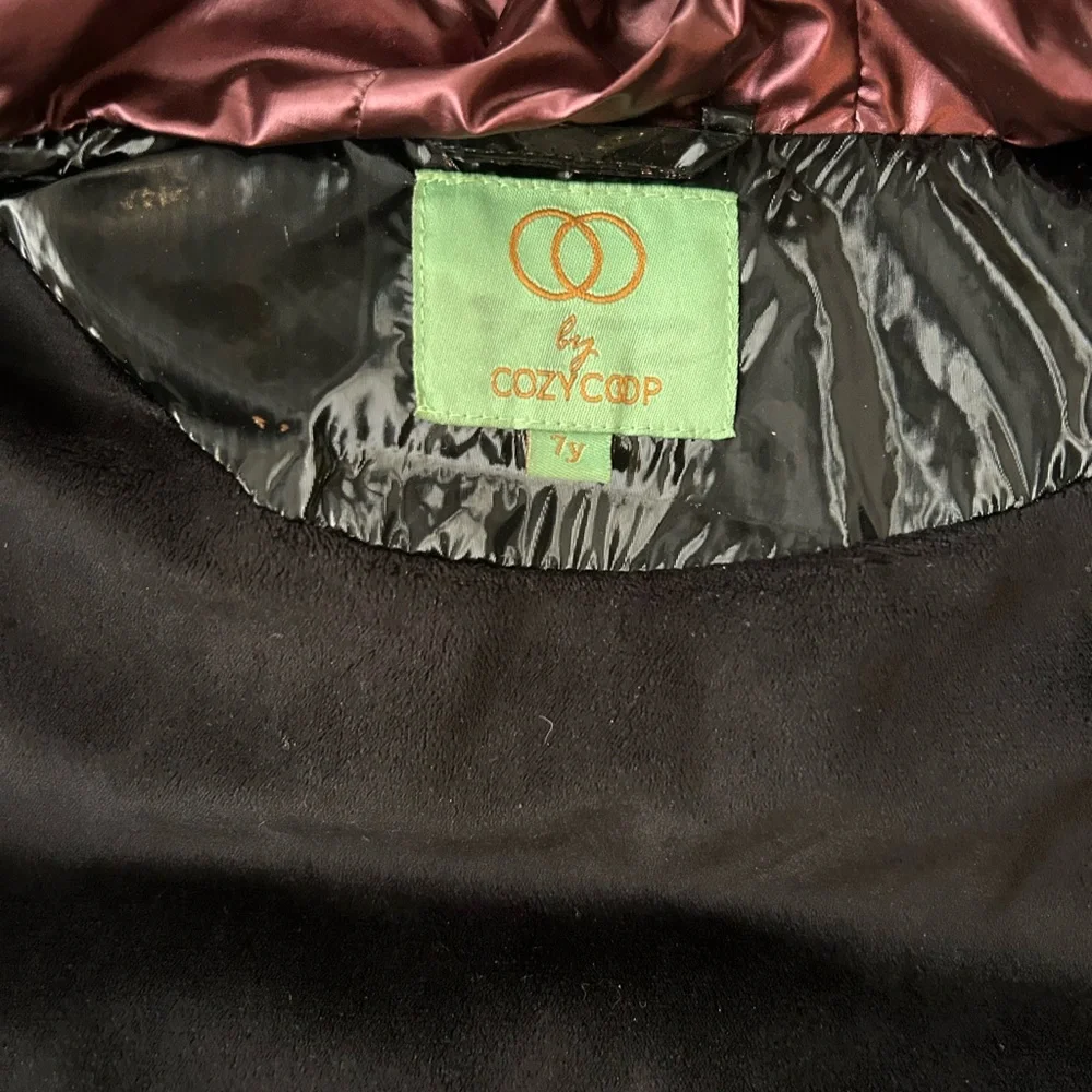 Cozy Coop Metallic Piping Jacket in Black/Ruby. Shiny black puffer size 7 Great!